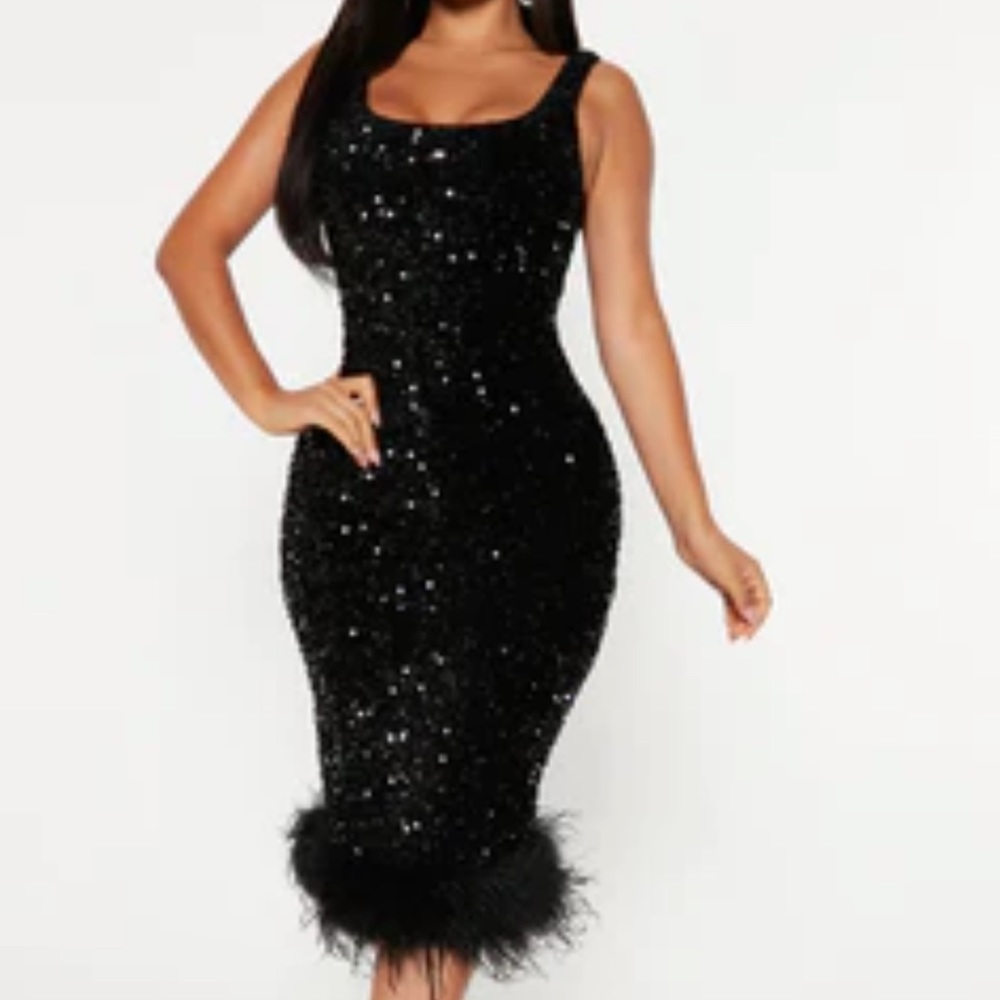 Black bodycon sequined dress